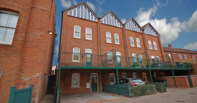 Station Road West - Four Bedroom Townhouse - Canterbury - TO LET