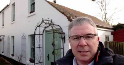 Pretty Two Bedroom Detached Cottage - Hiding in the Village of Ash