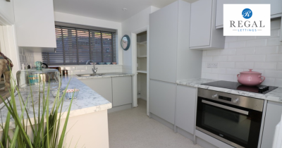 CONTEMPORARY TWO BEDROOM HOME  - NEW STREET - SANDWICH