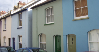 TWO BEDROOM HOUSE - CLOSE TO CITY AND EAST STATION - CANTERBURY - TO LET