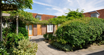 Stunning Two Bedroom City Apartment - Cathedral Views - TO LET