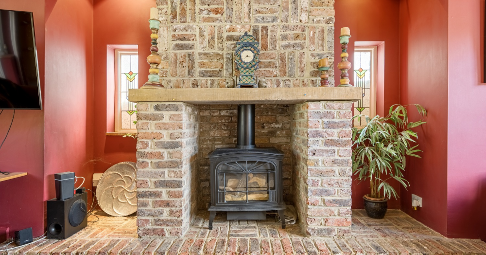 Top 5 questions you should ask an estate agent on a market appraisal