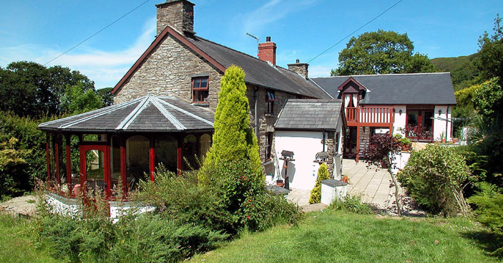 A Successful Move by Easter - Ready, Steady, Launch!