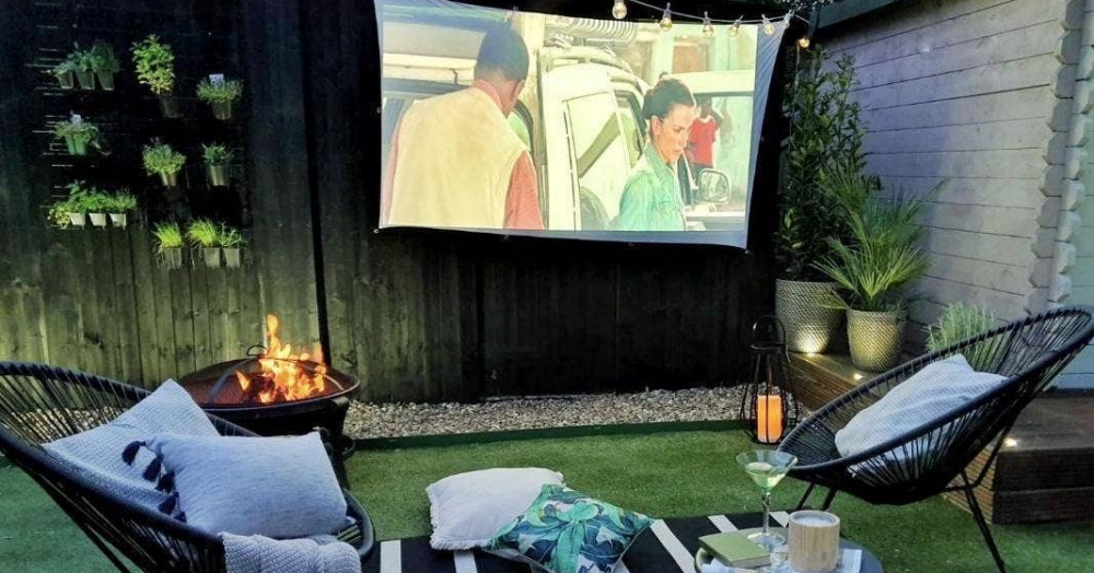 How to create an outdoor cinema in your back garden