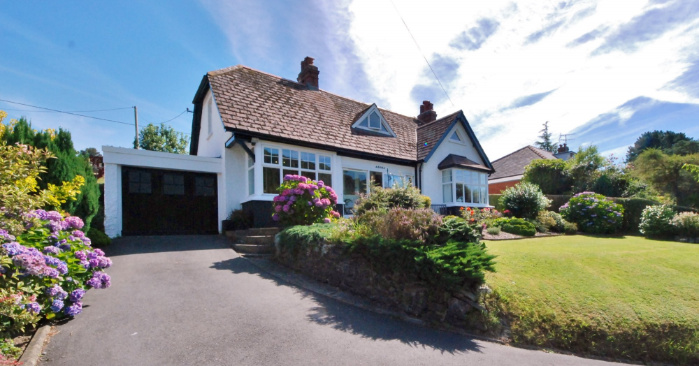 10 Signs It’s time to put your home on the market