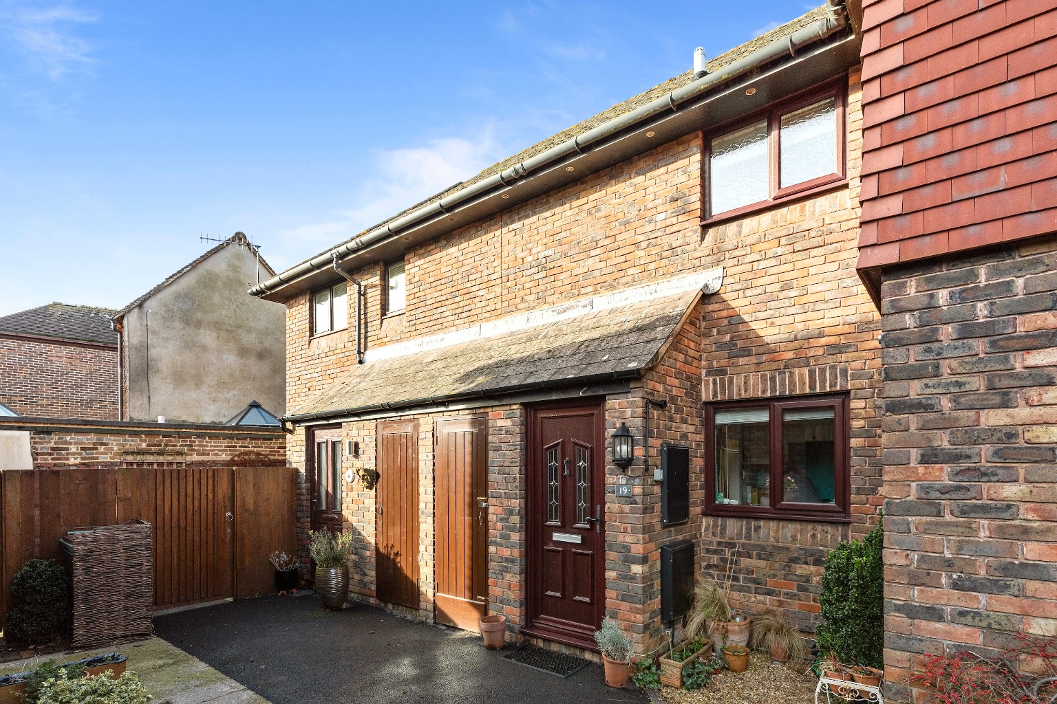 Southcliffe, Lewes, East Sussex, BN7 2BZ
