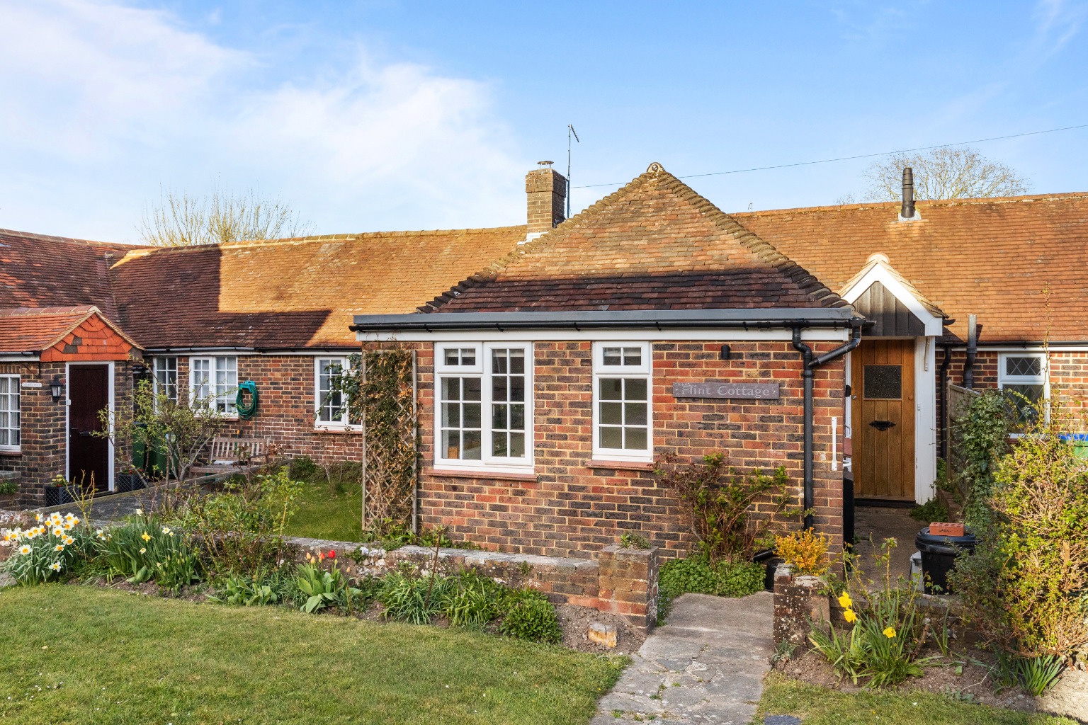Flint Cottage, Barn Close, Kingston, Lewes, East Sussex, BN7 3PH