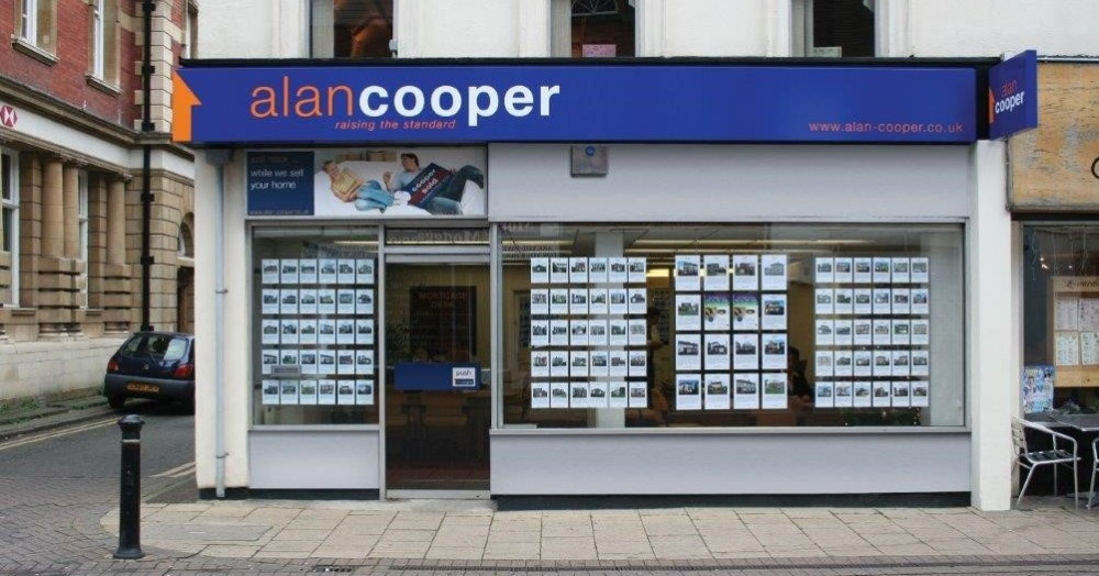 Alan Cooper Estates Takes the Crown at British Property Awards: A Gold Standard Achievement!