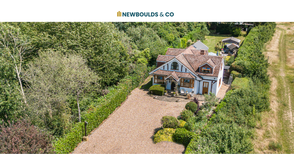 Discovering Your Next Home: A Secluded Shepperton Gem with Unique Charm and Vast Potential
