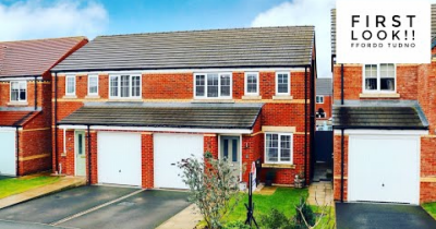 🏡 First Look video 🎬!! Ffordd Tudno, Oakenholt - Lovely Three Bed Semi