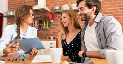 What are estate agents looking for when you make an offer? Top tips so your offer is accepted!