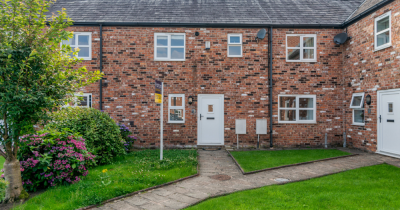 Moss Hall Farm, Plodder Lane, Bolton **NO ONWARD CHAIN**