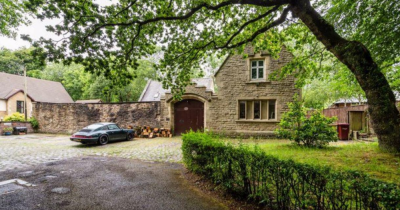 Heaton Grange Cottage Heaton Grange Drive BL1 5HA