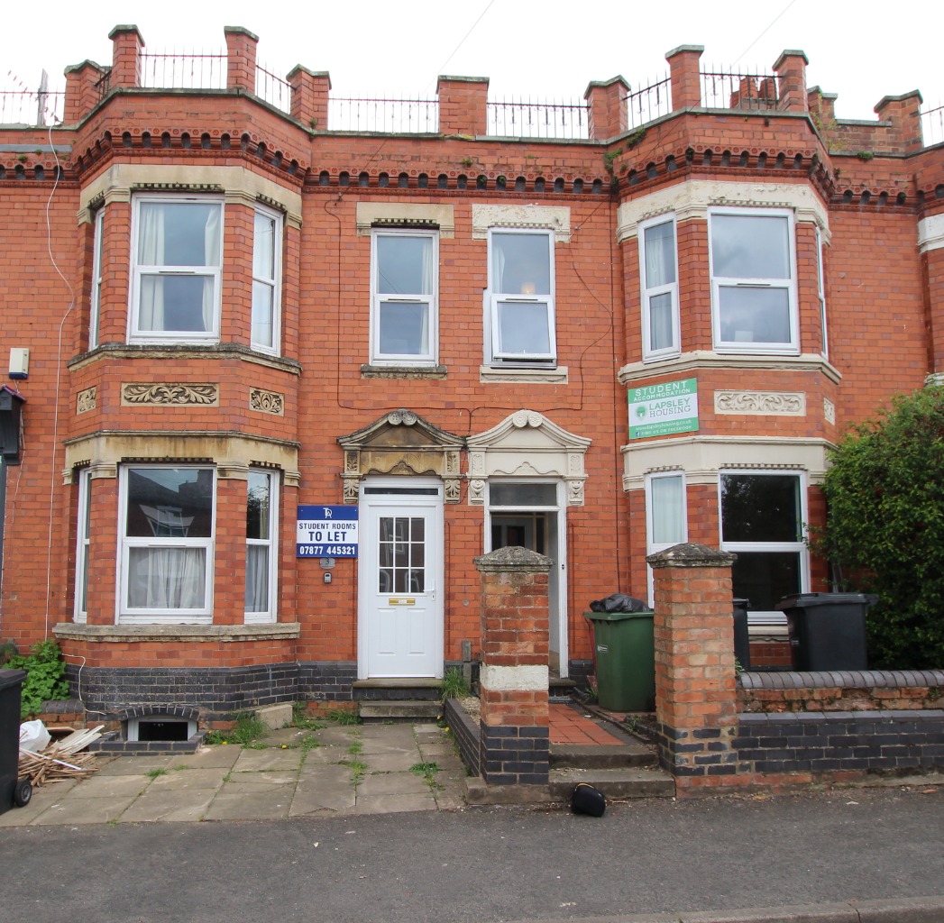 Available SEPT 2026 – 6 Rooms – Himbleton Road