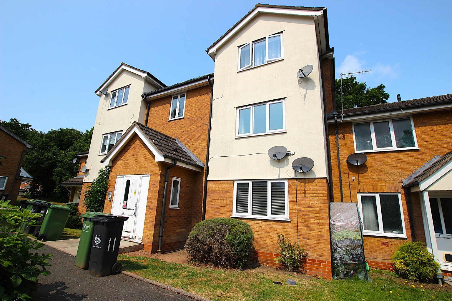 Wain Green, Long Meadow, Worcester, WR4 0HP