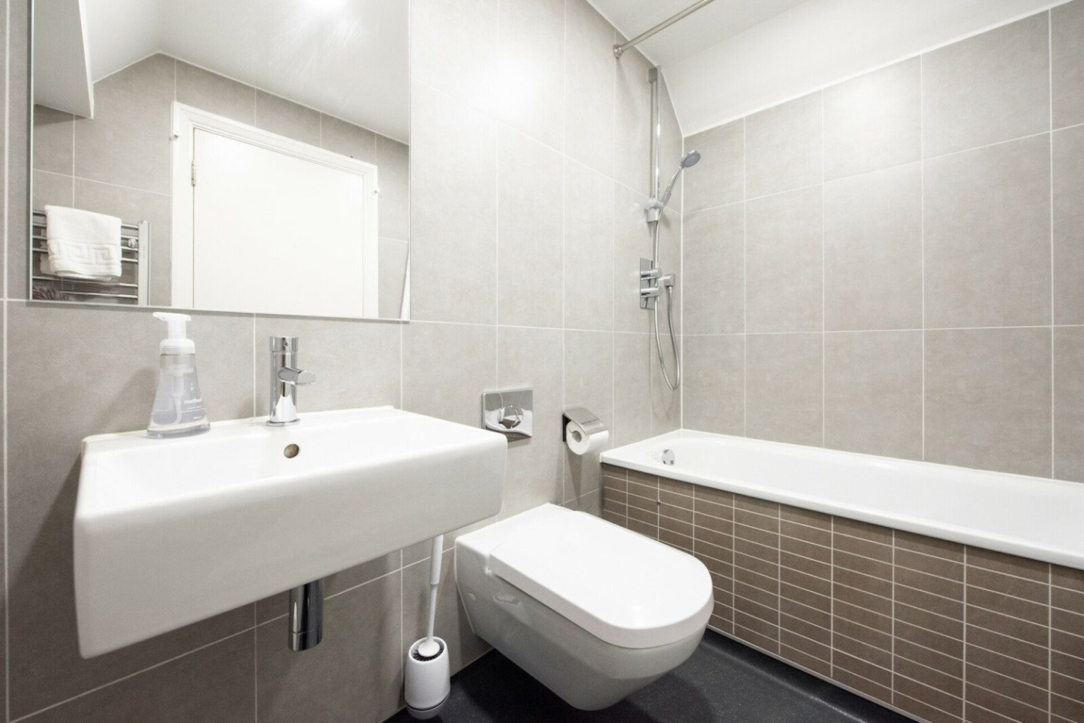 Photo for Warley Street, Brentwood, Essex, CM13