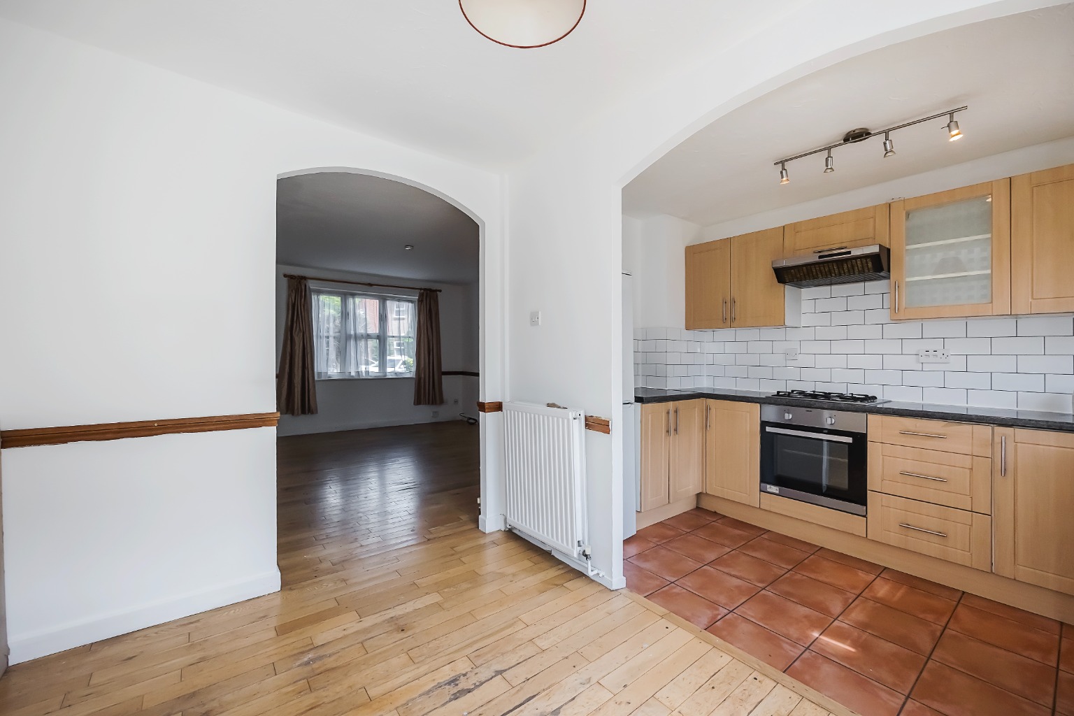 Photo for Turnstone Close, London, E13