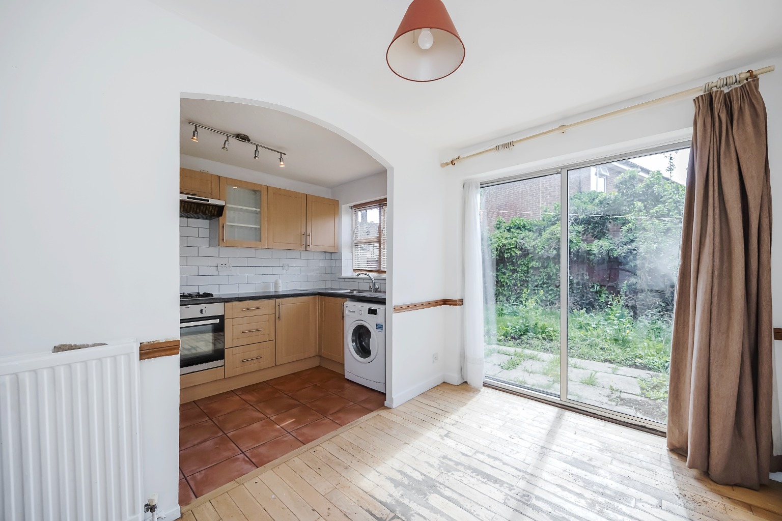 Photo for Turnstone Close, London, E13