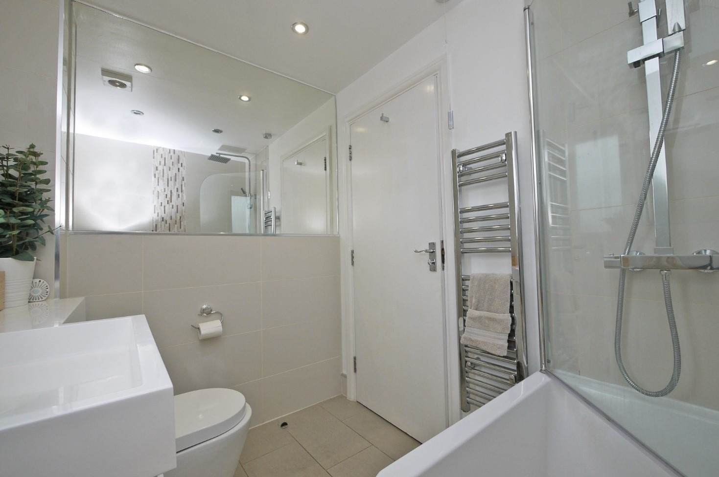 Photo for Juniper Court, Grove Road, Romford, RM6