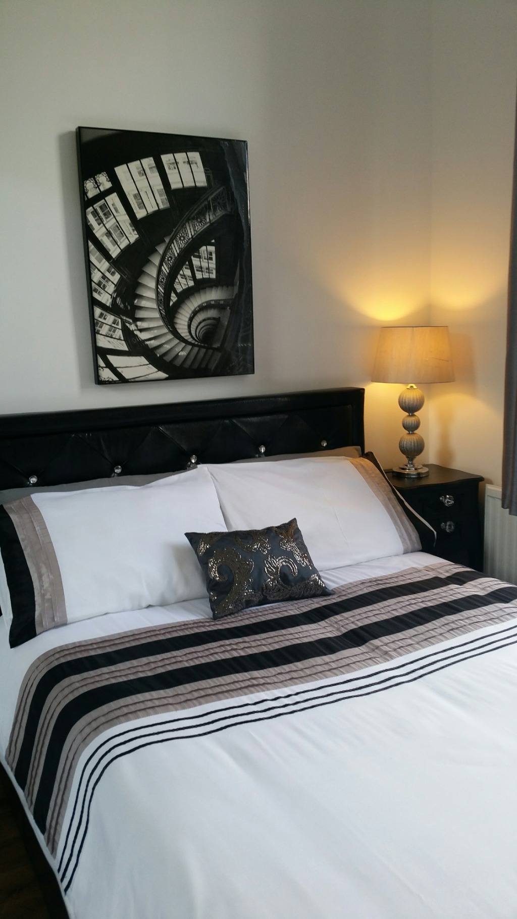 Photo for Hollybush Hill, London, E11