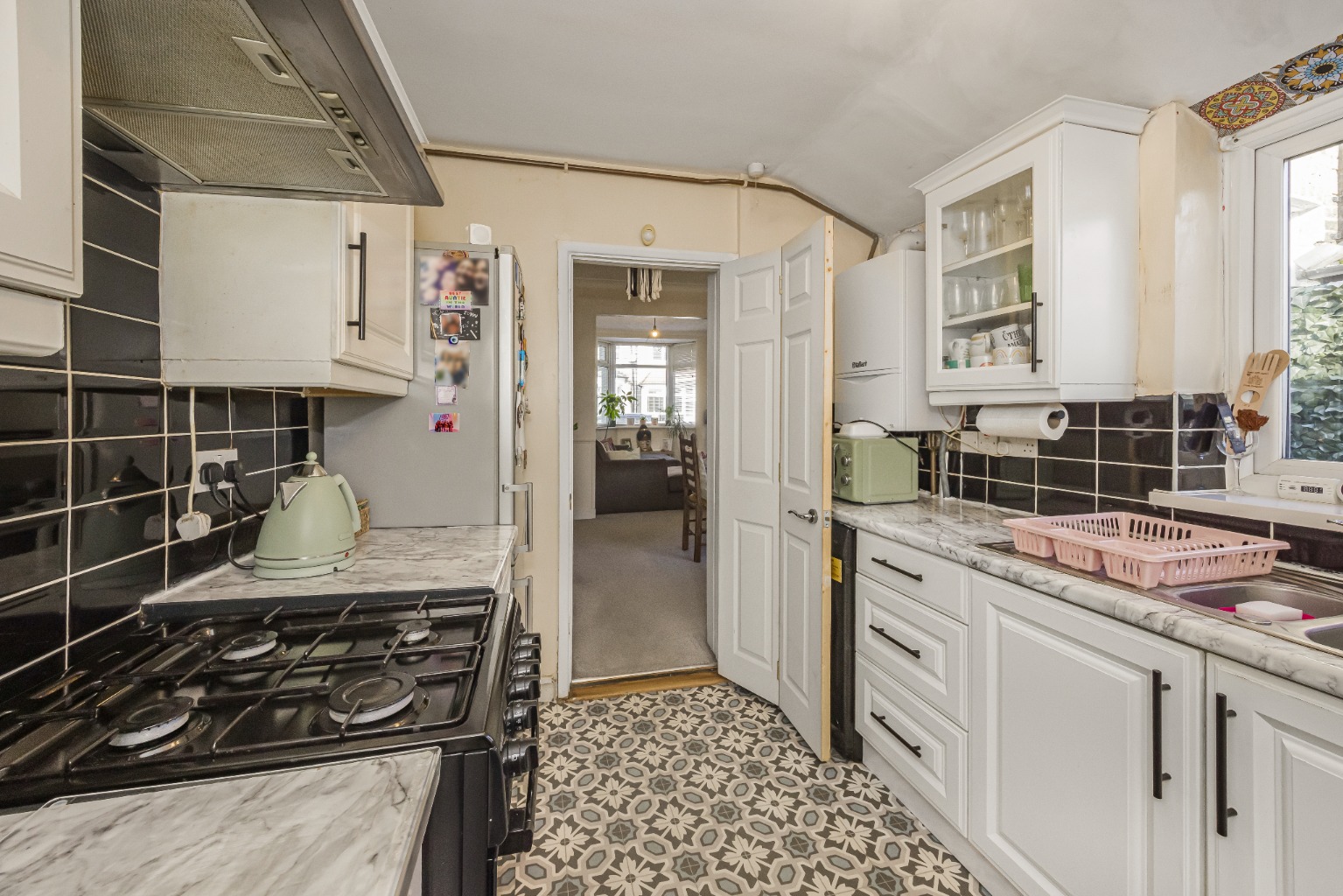 Photo for Kingsland Road, London, E13