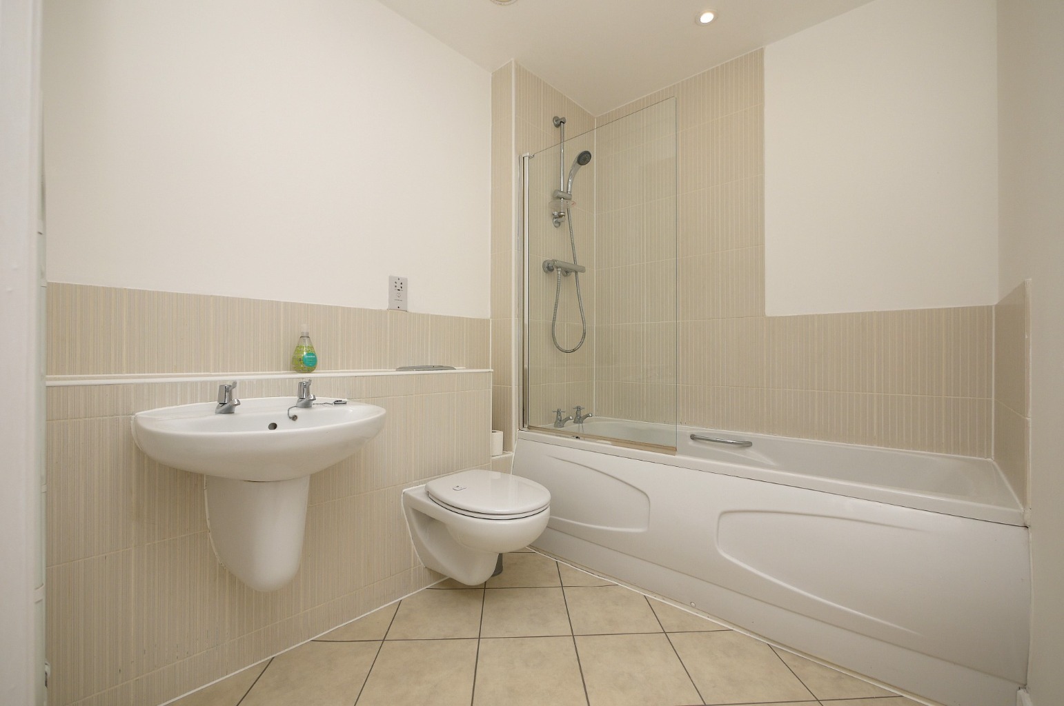 Photo for Fenland House, Harry Zeital Way, London, E5