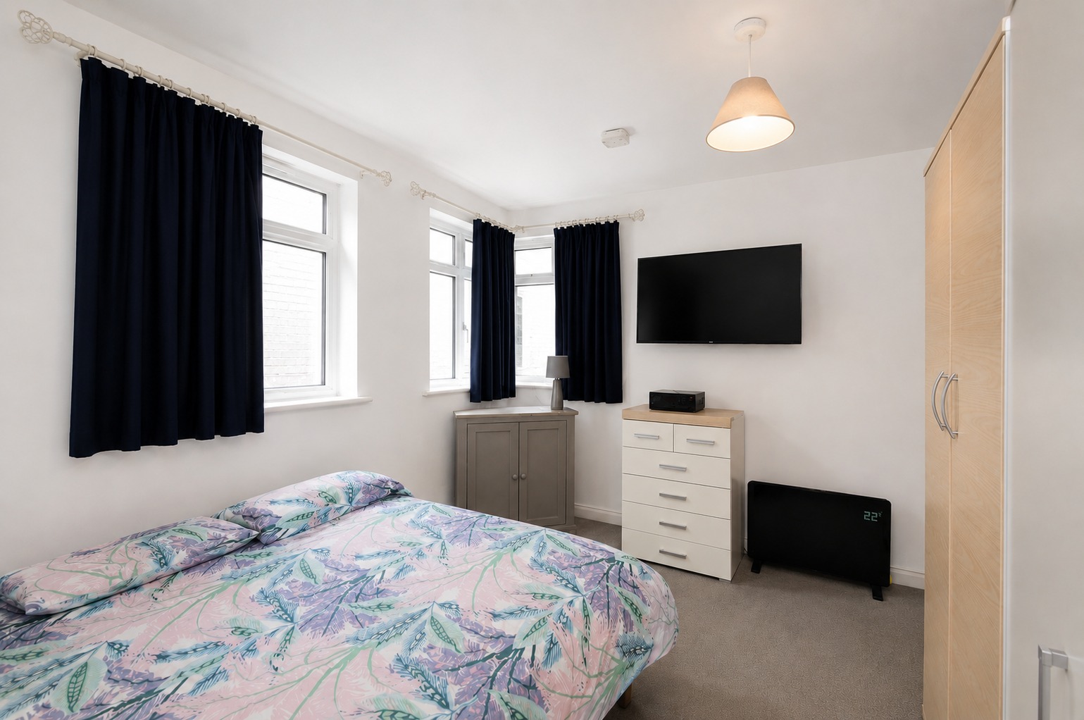 Photo for Essex Mansions, Essex Road South, London,  E11