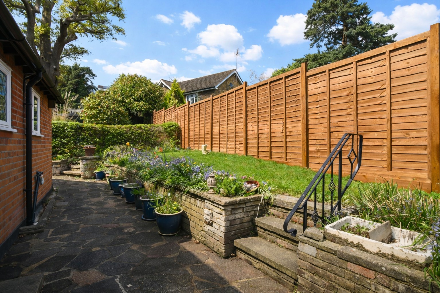 Photo for The Lodge, Goldings Hill, Loughton, Essex, IG10