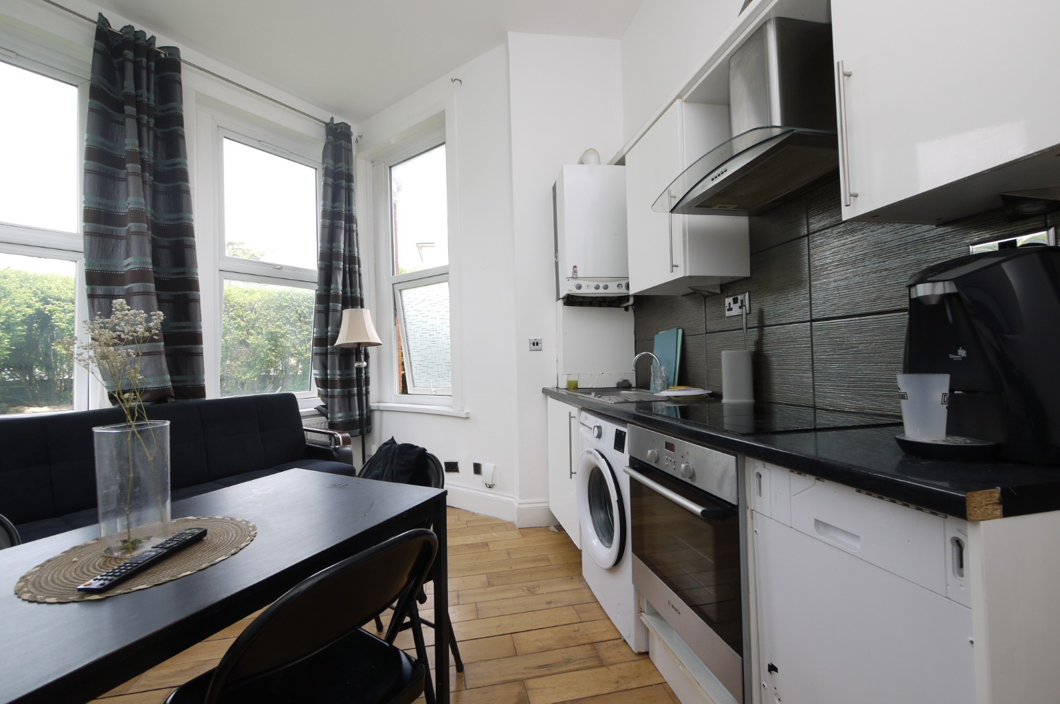 Photo for Hollybush Hill, London, E11