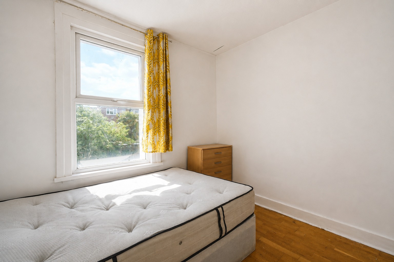 Photo for St. Mary’s Road, London, E13