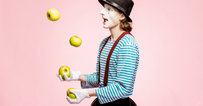 Master the juggle of selling and buying properties at the same time.