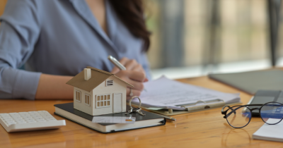Essential Steps Before Selling- Should You Extend Your Lease?
