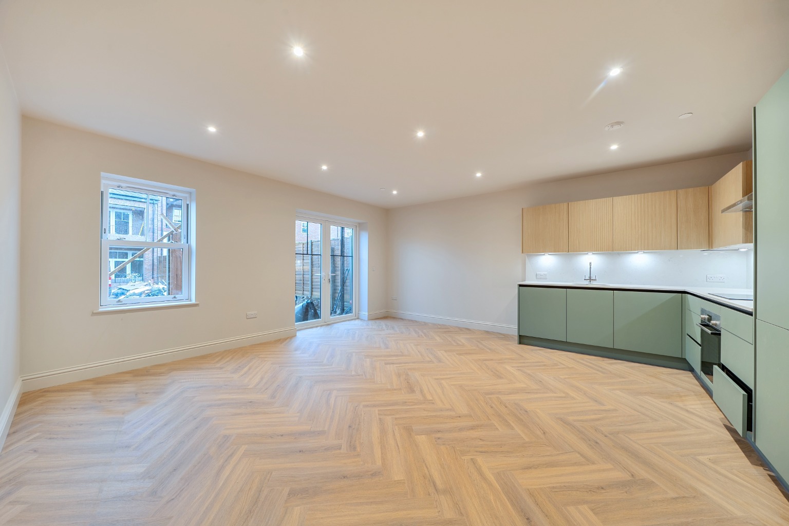 Brand-New Three-Bedroom Apartment with Private Parking in Cheam