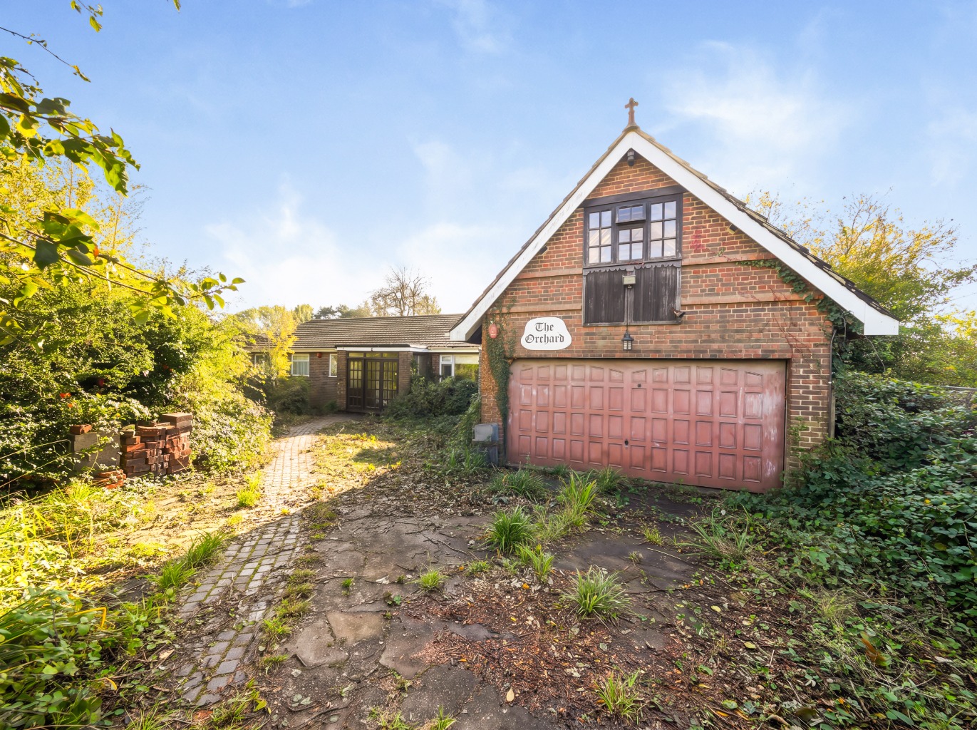 Exceptional Renovation & Development Opportunity in Sought-After Chislehurst