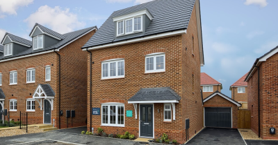 Through the Keyhole - The Cheltenham, Warton