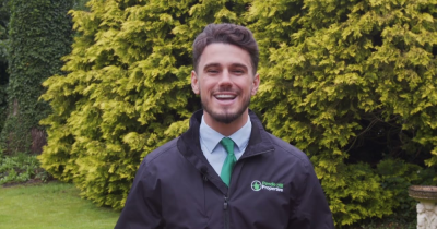 Go through the keyhole in this beautiful property... Charnley House! 💚🏡