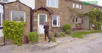 Through the Keyhole: Top Row, Sabden