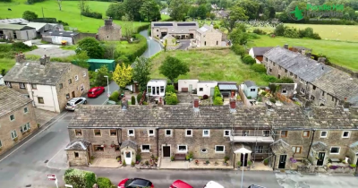 Through the Keyhole: 5-7 Pollard Row, Fence