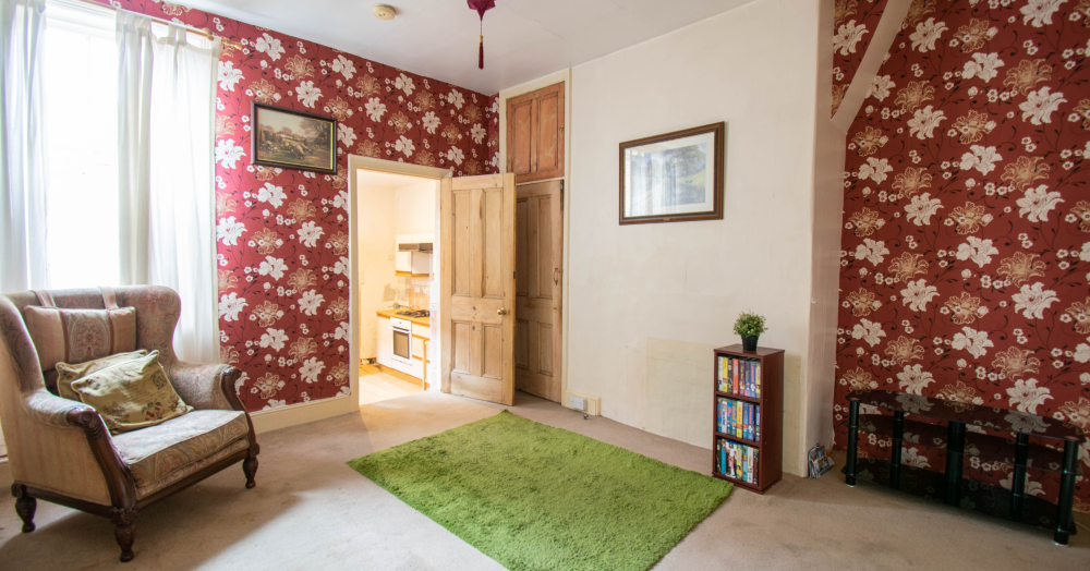 Property turn-offs: 7 red flags when viewing a property