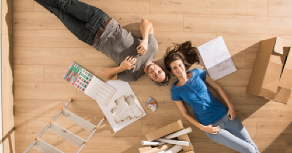 Should I decorate my house before selling it?