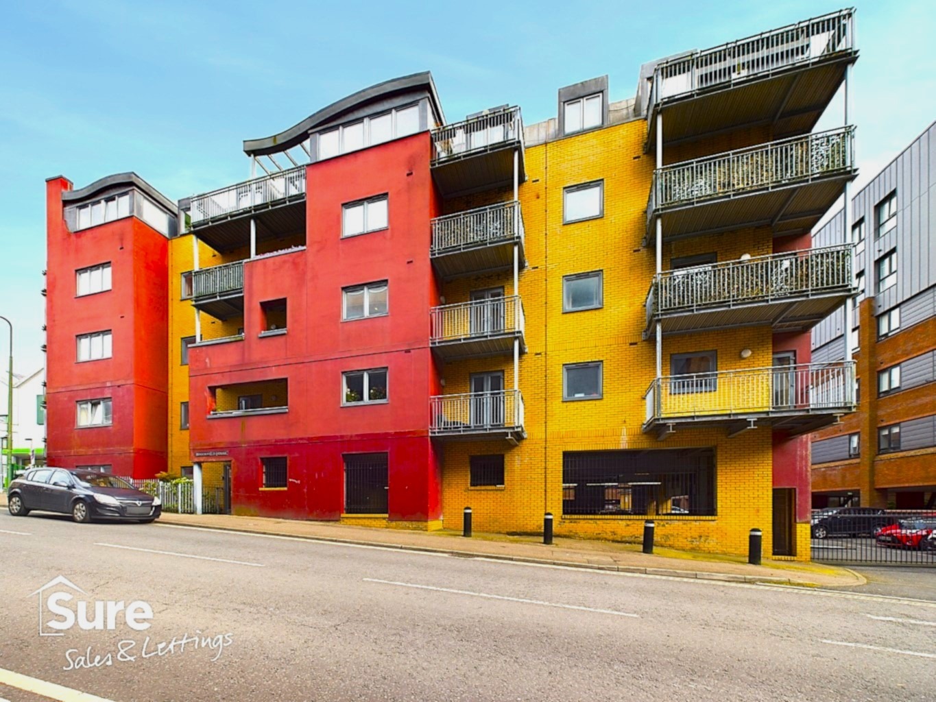 Modern Two Bedroom First Floor Flat with Balcony & Parking, HP2