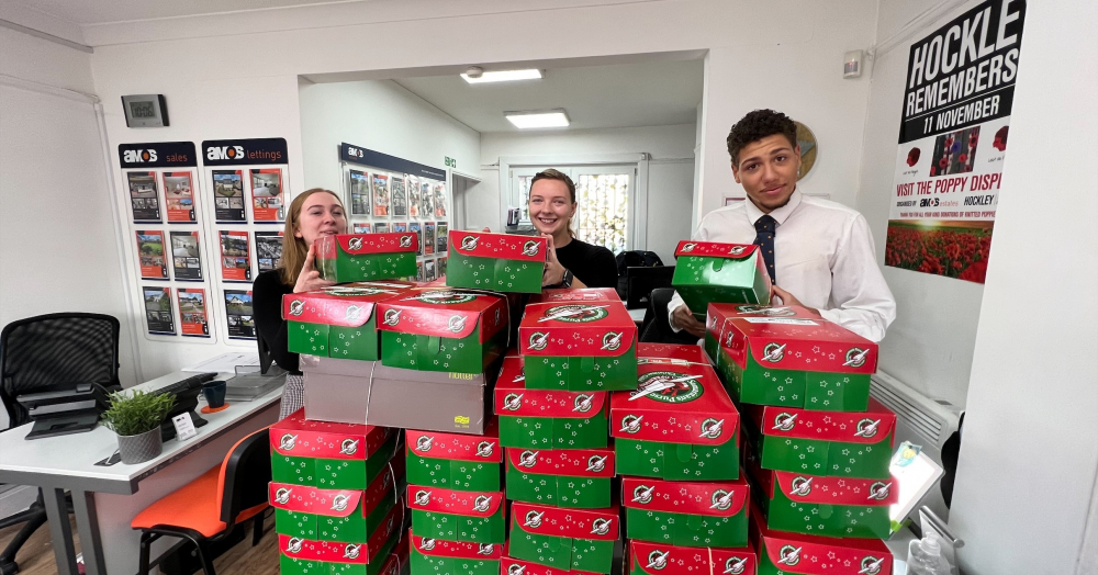 Santas Sleigh is full thanks to Hockley people!