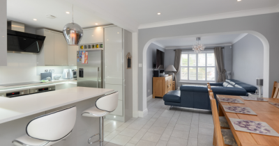 Stylishly updated 5 bed detached with easy access to M20 & hospital