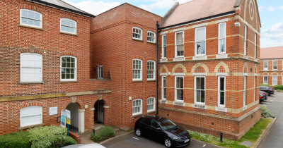 INVESTMENT OPPORTUNITY:  2 double bed 1st floor apartment, Canterbury