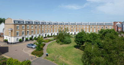 Local management agents for leasehold properties: The benefits of staying local