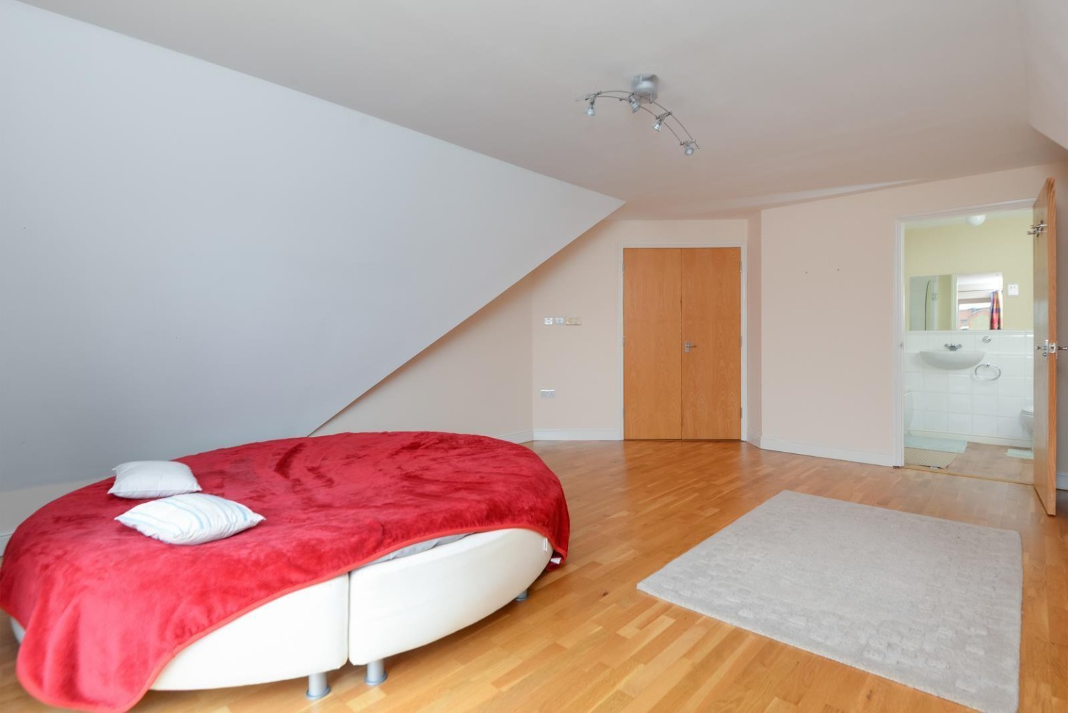 Scotney Gardens, St. Peters Street, Maidstone, Maidstone | Property For ...
