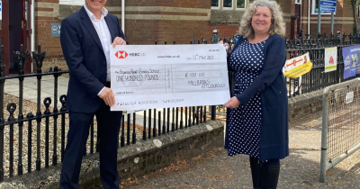 This morning we had the pleasure of presenting the first £100 donation in our Schools Book Club