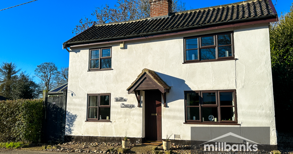 A Charming Detached 3 bedroom Cottage in the popular village of Rockland All Saints