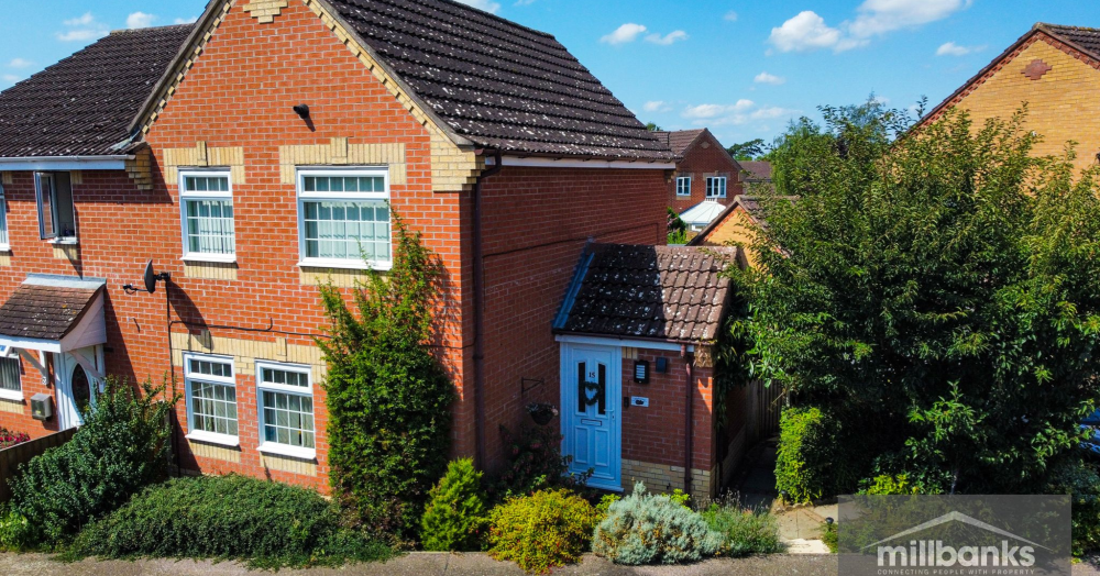 ✨PROPERTY OF THE WEEK! ✨Work from Home? This Property Has The Perfect Office For You!