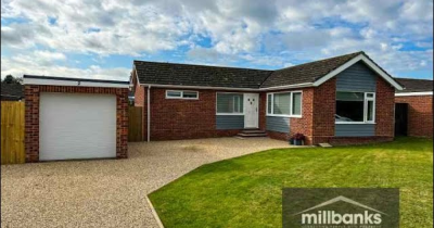 A stylish stunning detached bungalow designed and presented with modern contemporary living in mind.